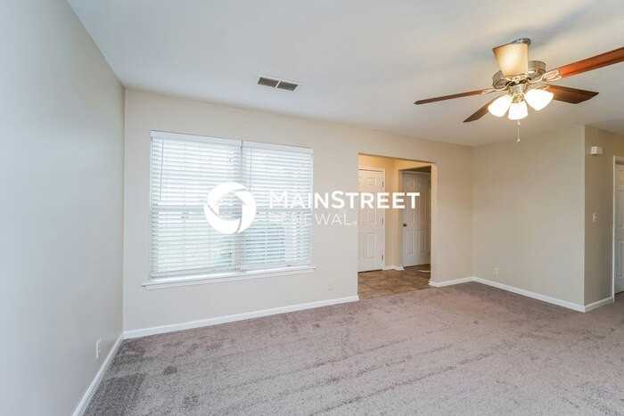 11116 Meadow Chase Ct - Photo 5 of 16