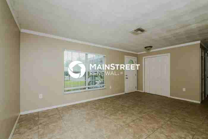 3224 Galiot Rd - Photo 3 of 16