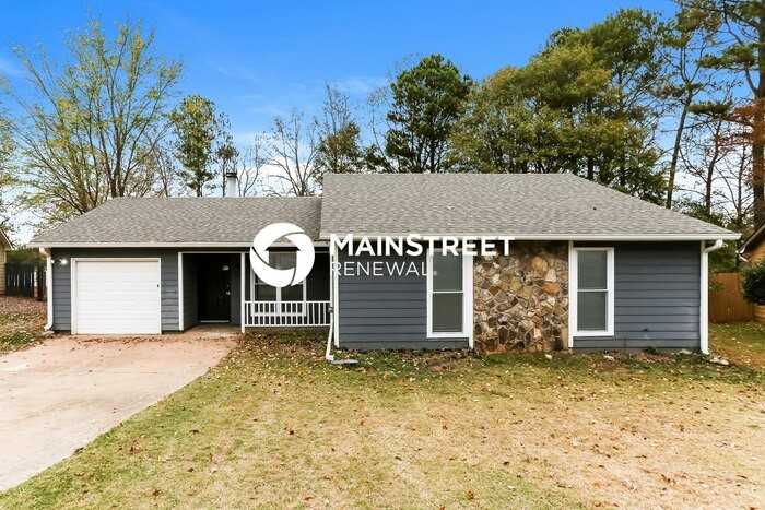 2066 Marshes Glenn Dr - Photo 3 of 16