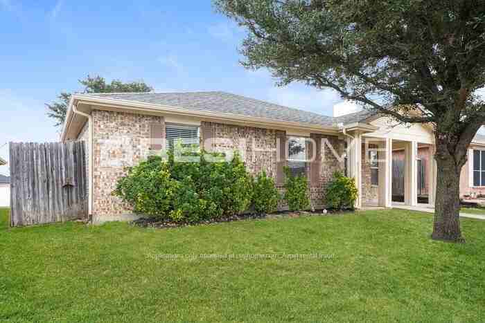 7324 Buford Dr - Photo 2 of 17