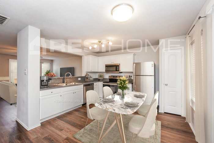 9744 Checota Dr - Photo 3 of 18