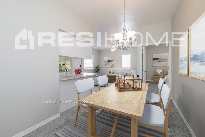 1335 34th St Nw - Photo 5 of 19