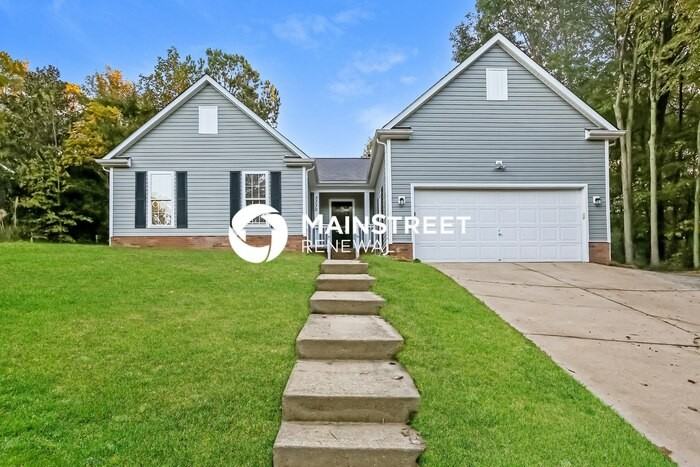 3330 Crescent Knoll Dr