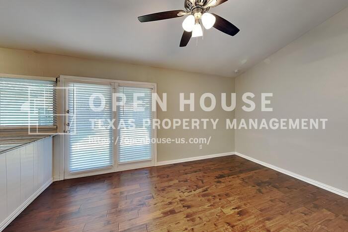 2804 Edinburg Ln - Photo 6 of 26