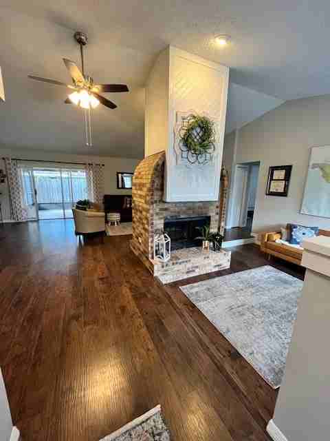 724 Fortuna Dr - Photo 2 of 38