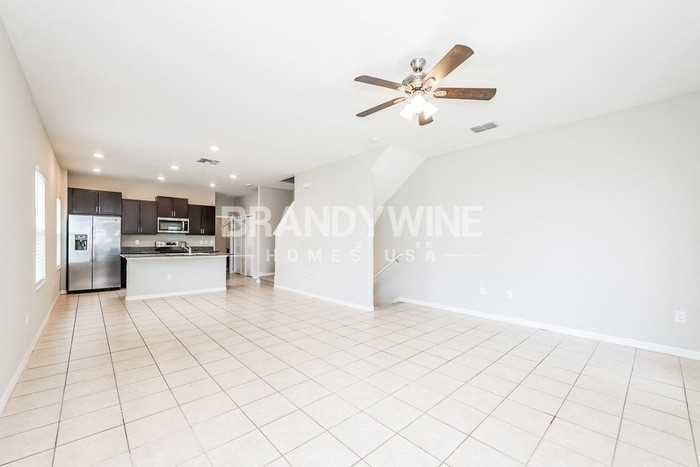 8660 Castillian Way - Photo 7 of 33