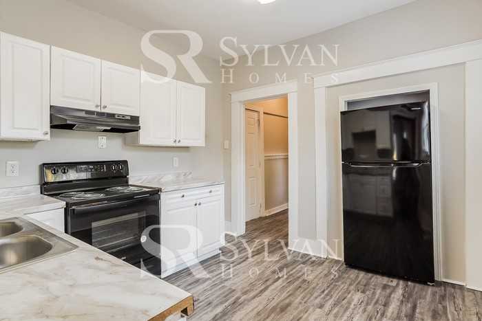 863 6th St W - Photo 7 of 15