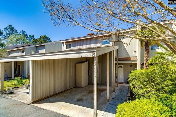 8 Royalgate Dr - Photo 2 of 25