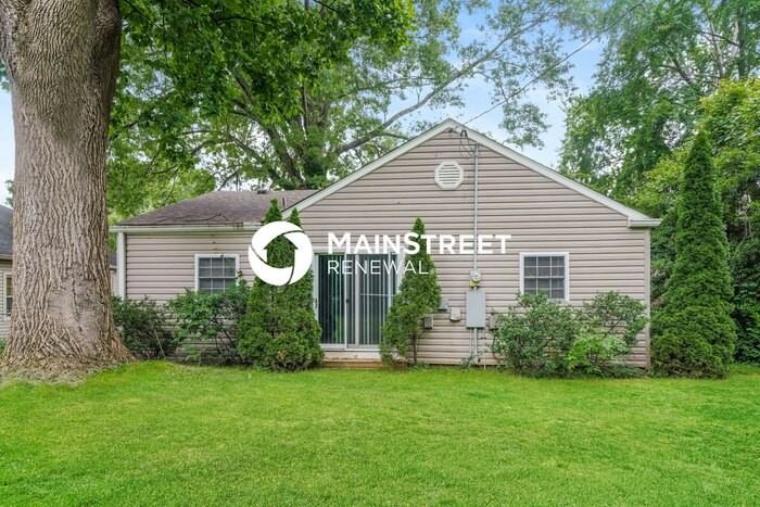 1917 Winston Ave - Photo 3 of 17