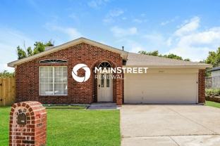 10909 Hornby St - Photo 1 of 1