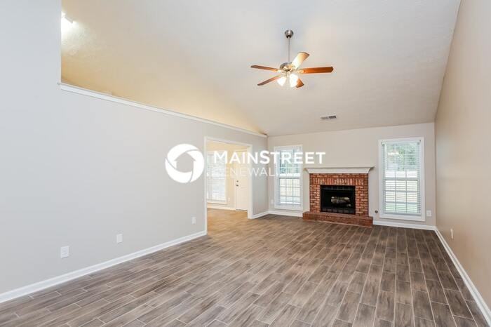 1121 Ludwick Way - Photo 4 of 17