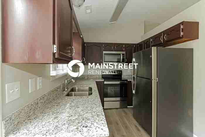 5655 Leatherwood Ln - Photo 6 of 17