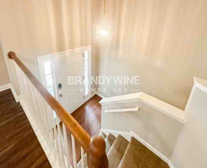 1665 Harvest Hl - Photo 2 of 28