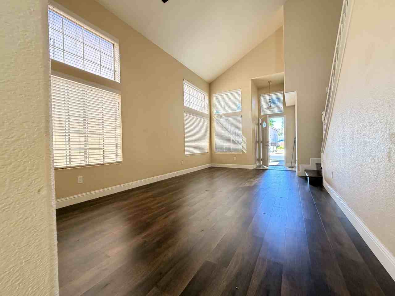 961 Celestine Circle - Photo 6 of 43