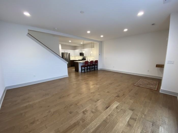 522 Sw 12th St - Photo 6 of 35