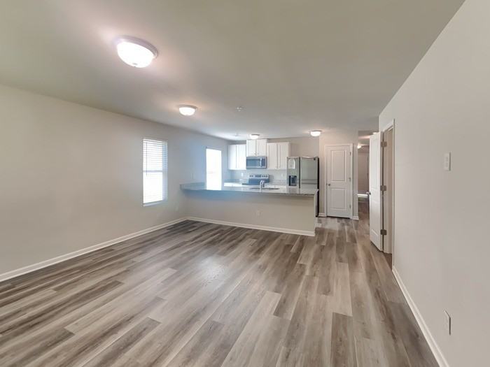 1048 Wedgewood Ct - Photo 4 of 22