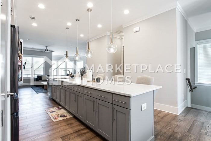 3594 Parkhaven Pl - Photo 5 of 50