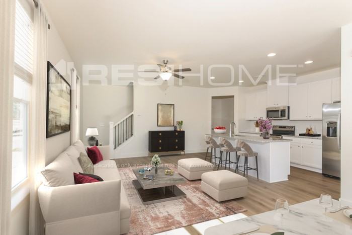 445 Emerald Ln - Photo 7 of 18