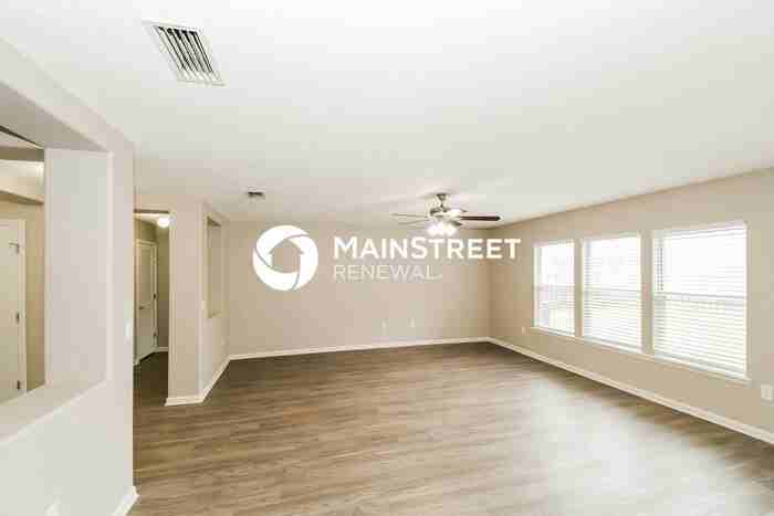 11533 Brian Lakes Dr - Photo 4 of 16