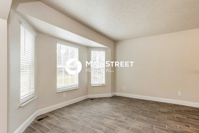 7114 Lyle Bend Ln - Photo 5 of 19