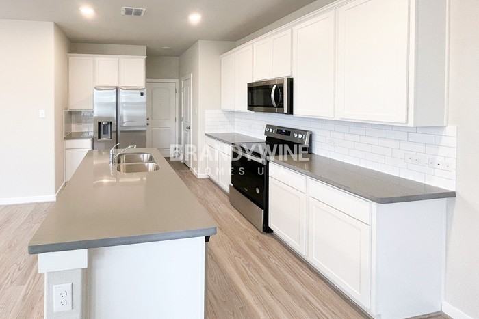 10402 Ida Garden Way - Photo 7 of 31