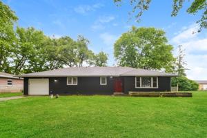 featured image of 120 E 75th St