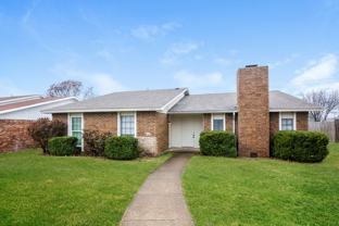 7439 Oakmore Dr - Photo 1 of 1