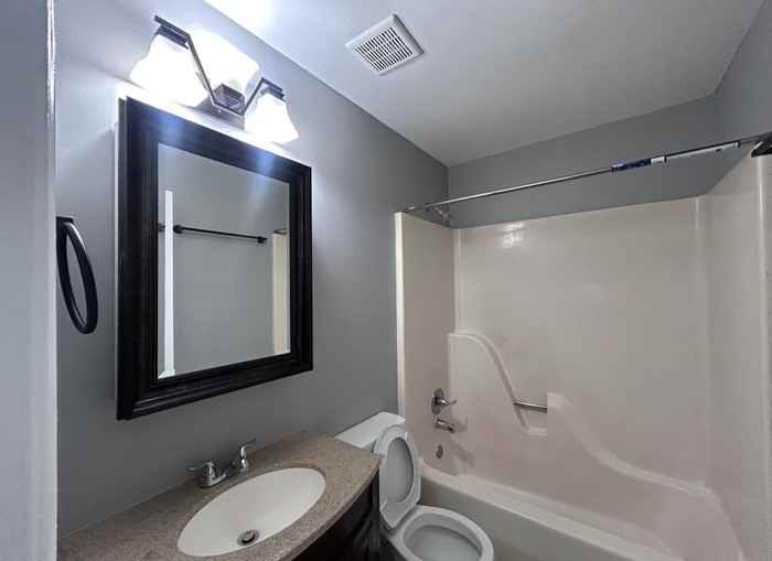 99 Tattersaul Ct - Photo 5 of 13