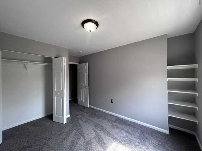 99 Tattersaul Ct - Photo 6 of 13