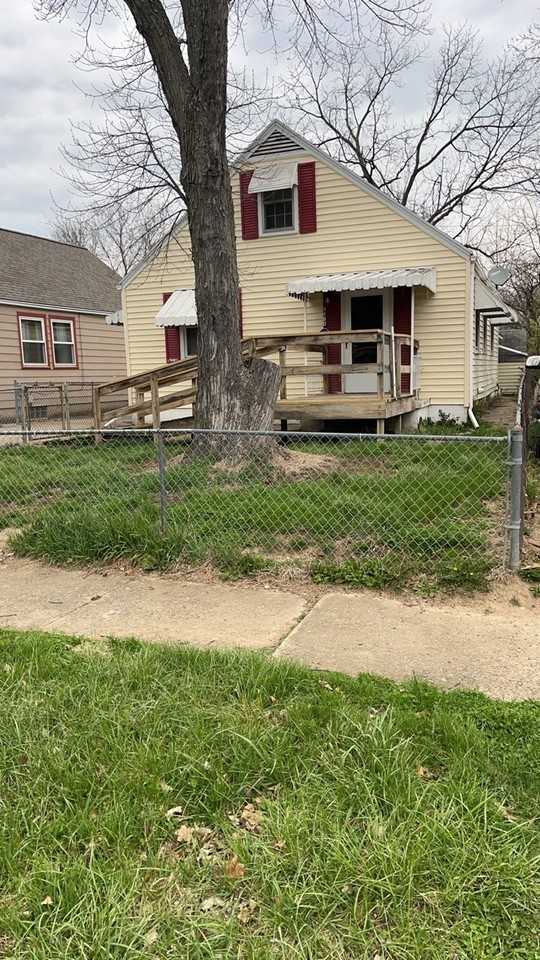 1460 Kipling Dr - Photo 2 of 31