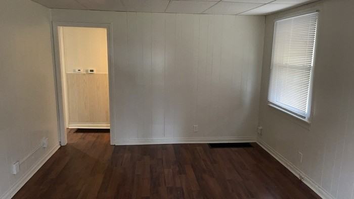 1460 Kipling Dr - Photo 4 of 31