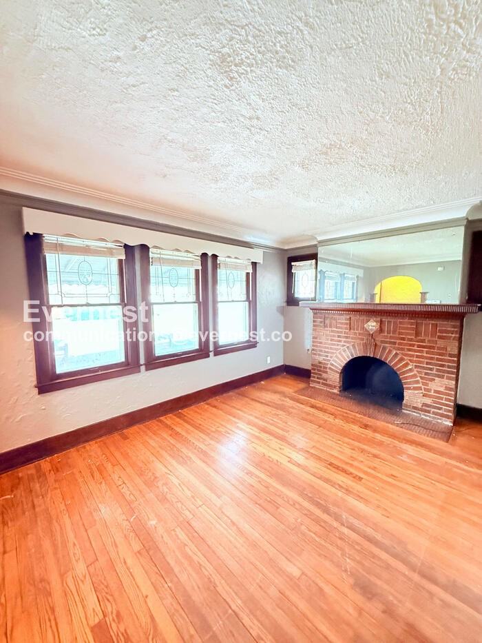 13523 Santa Rosa Dr - Photo 6 of 31