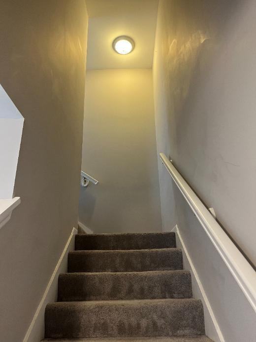 399 Montclair Tower Dr - Photo 5 of 7