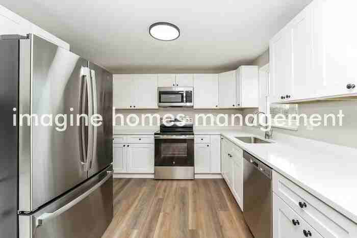 830 Ridgeview Dr - Photo 7 of 22