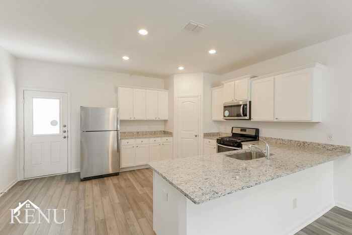 2935 Jackson Smt - Photo 5 of 25