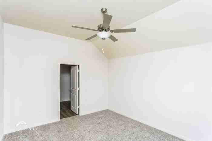 341 Bearman Dr - Photo 7 of 23