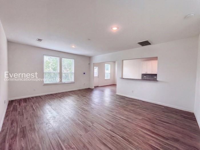 7314 Madison Commons Ln - Photo 6 of 29