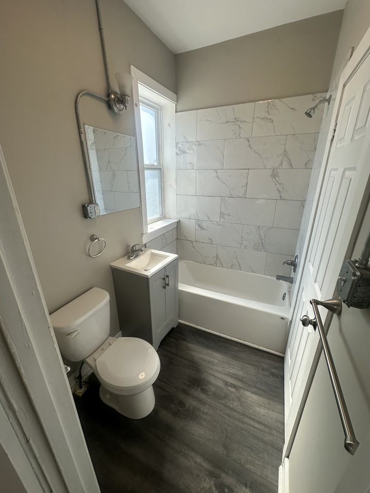 5945 Hyslop Pl #108 - Photo 5 of 5