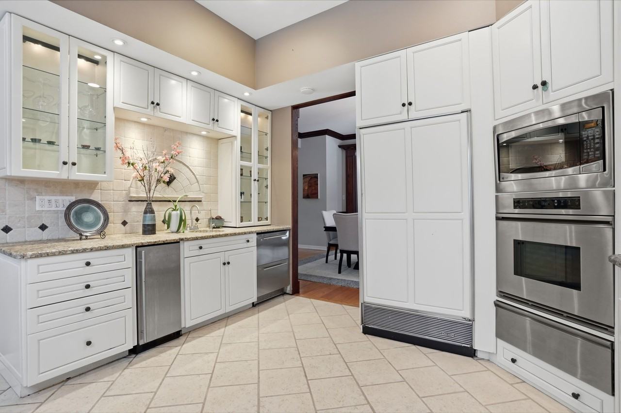 244 Mathers Rd #NA - Photo 3 of 20
