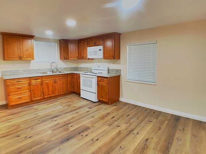 1634 Broadway #NA - Photo 2 of 8