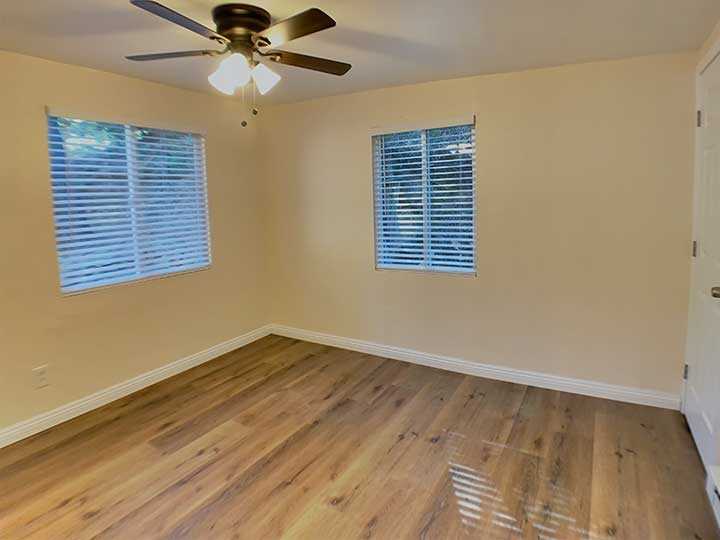 1634 Broadway #NA - Photo 5 of 8