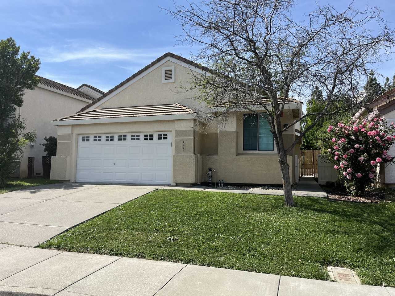 898 Clifton Ct #NA - Photo 3 of 13