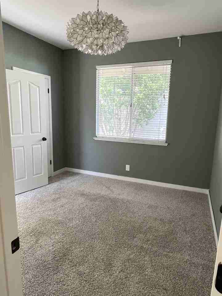 898 Clifton Ct #NA - Photo 5 of 13