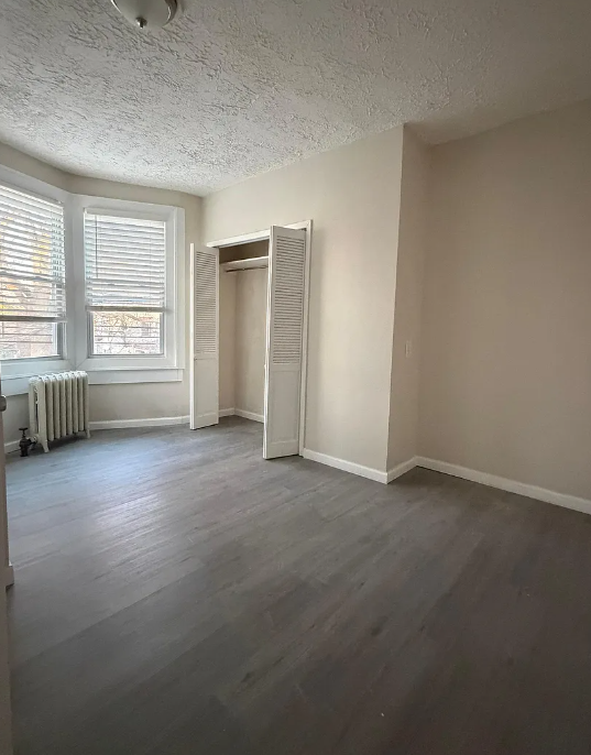 140 Sylvan Ave #NA - Photo 3 of 3