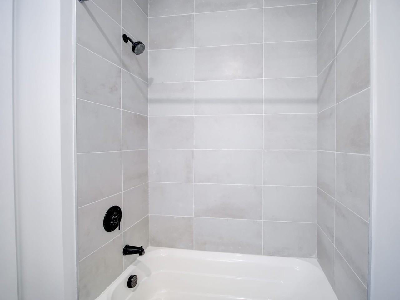 6 Madison St - Photo 5 of 8