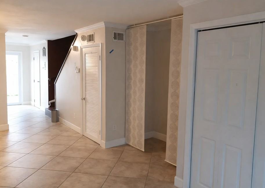 8915 Sw 96th Ave #8915 - Photo 5 of 7