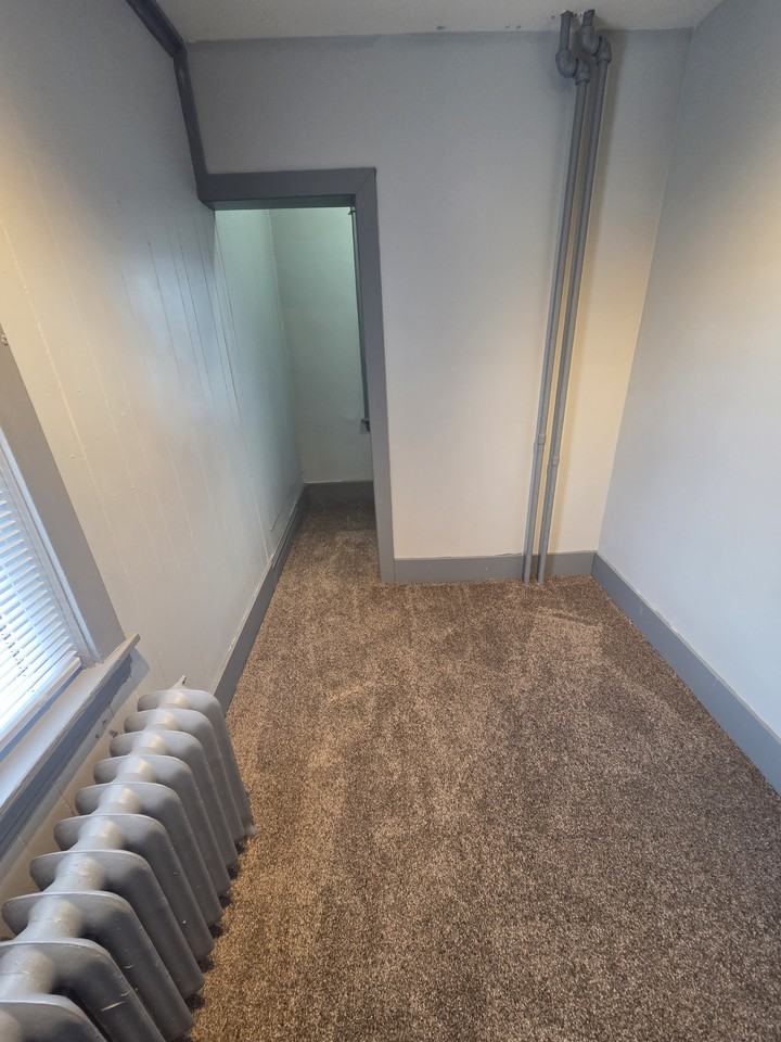 2314 W 5th St #1 - Photo 3 of 16