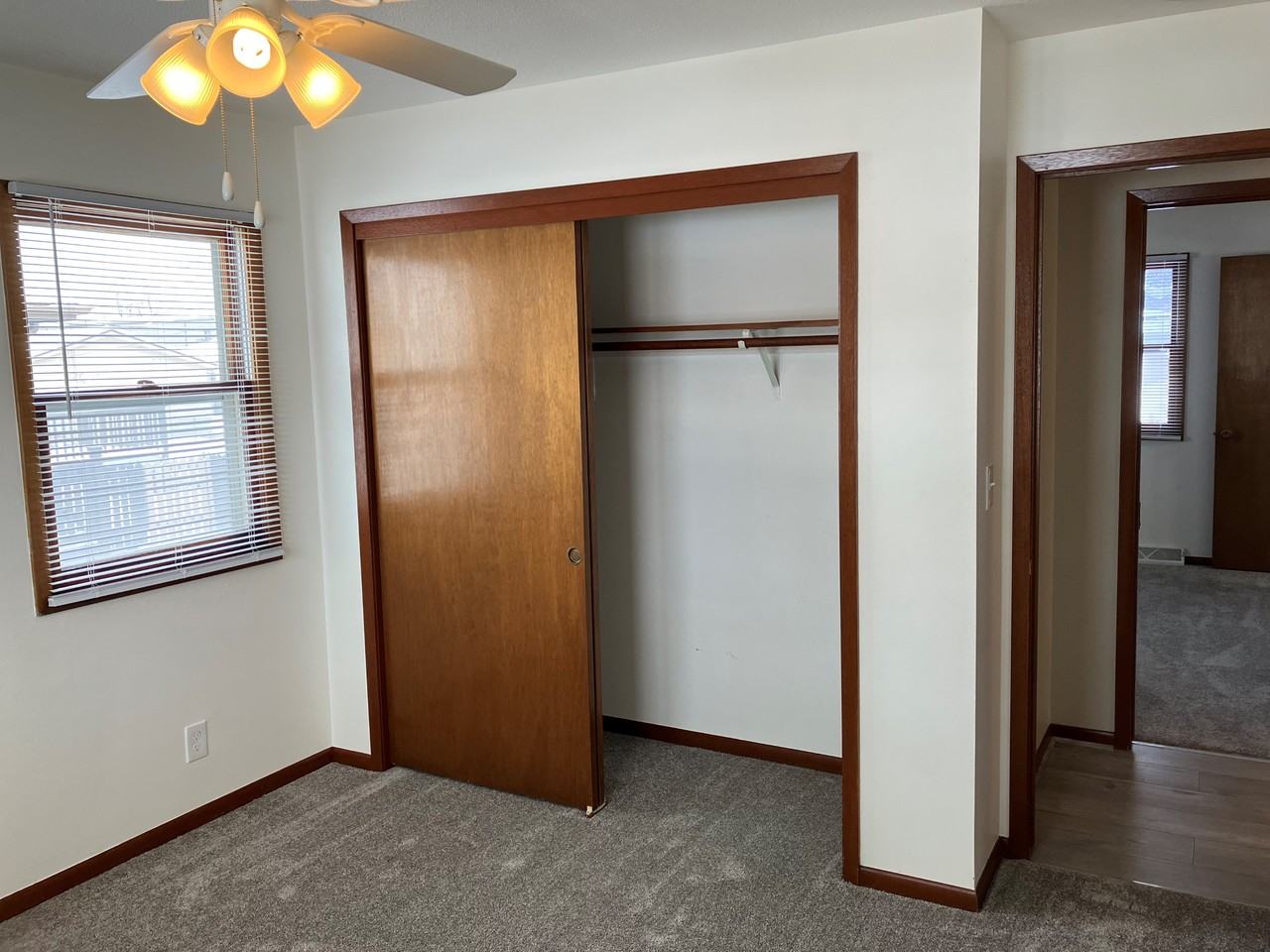 1302 Se Bel Aire Rd #NA - Photo 5 of 34