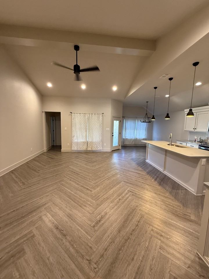 6242 Stadium Dr #NA - Photo 4 of 4