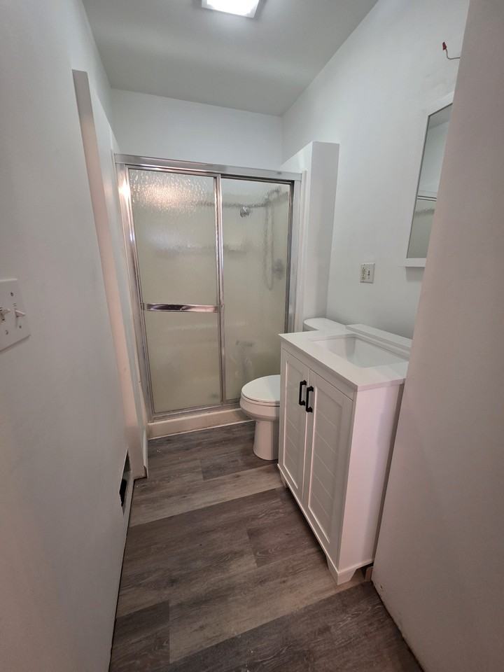 304 Ione St #NA - Photo 7 of 8